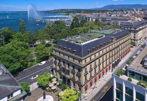 Hotel Metropole Geneve, Fountain