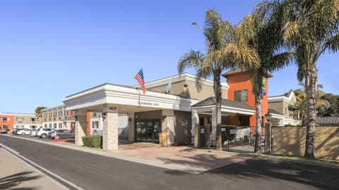 Holiday Inn Express Lompoc by IHG, Exterior