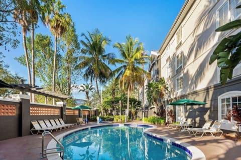 La Quinta Inn & Suites by Wyndham Ft. Lauderdale Plantation, Pool