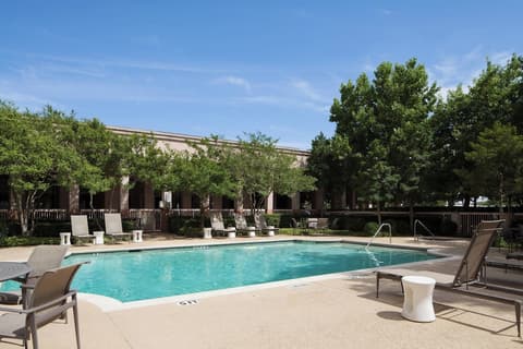 Dallas Marriott Suites Medical/Market Center, Pool
