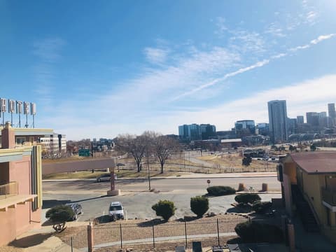Inn at the Highland Denver Downtown, Courtyard view