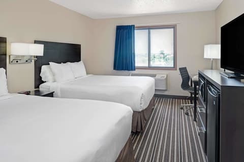 Super 8 by Wyndham Omaha I-80 West, Room
