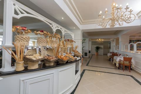 Eurostars Grand Cayacoa, Restaurant