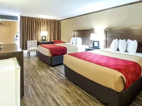 Econo Lodge Wall, Room