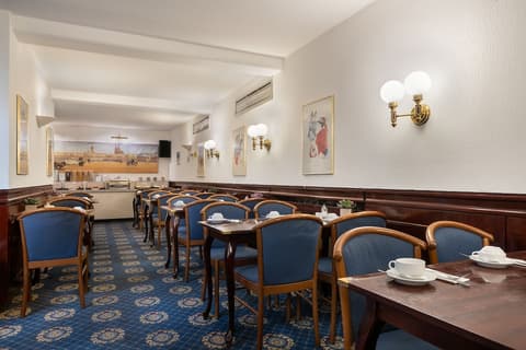 Hotel Leonet, Breakfast area