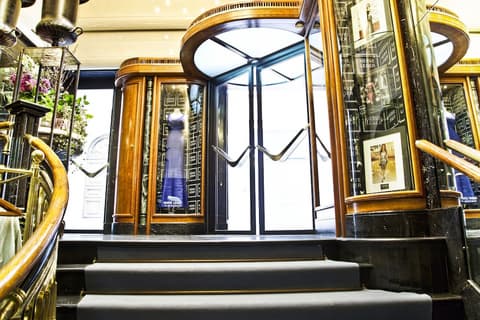 Valadier Hotel, Interior entrance