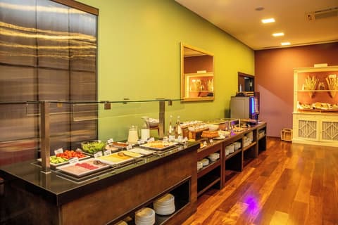 Hotel VIP Executive Saldanha, Breakfast meal