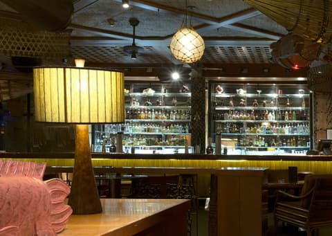 Grand Palace Hotel, Bar (on property)