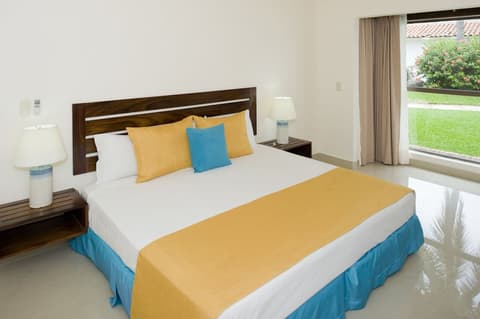 Vamar Vallarta All Inclusive Marina and Beach Resort, Room