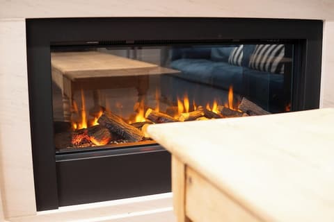 Mesón Castilla Atiram Hotel, Reception