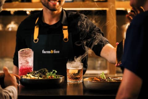 The Elk & Avenue Hotel, Restaurant