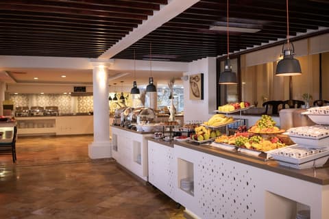 Buenaventura Grand Hotel & Great Moments - All Inclusive, Restaurant