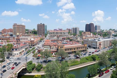 The Raphael Hotel, Autograph Collection, Room