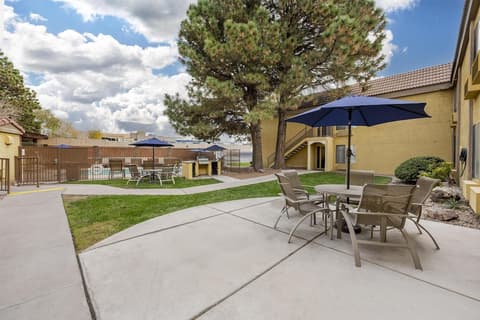 Best Western Airport Albuquerque InnSuites Hotel & Suites, Property amenity