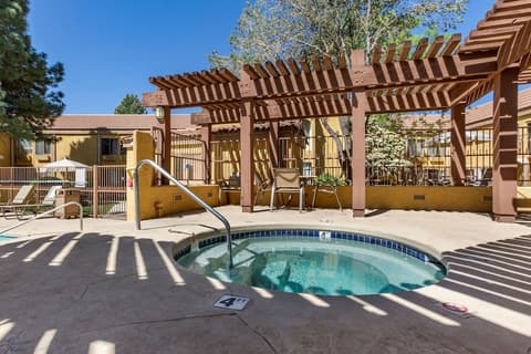 Best Western Airport Albuquerque InnSuites Hotel & Suites, Pool
