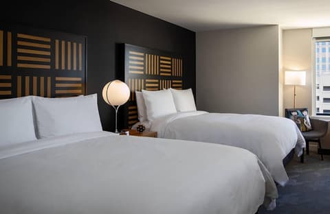 Renaissance Des Moines Savery Hotel, Room