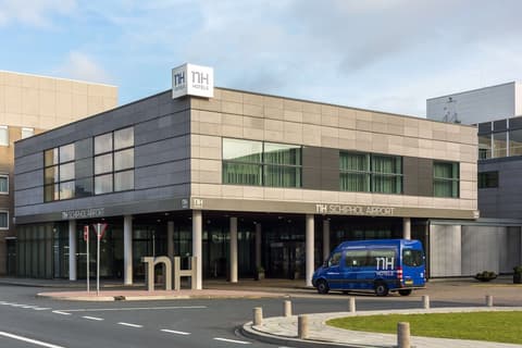 NH Amsterdam Schiphol Airport, Exterior
