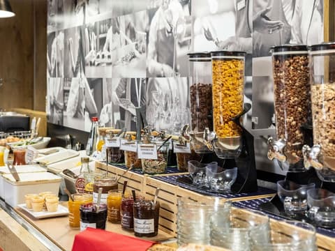 ibis Toulouse Ponts Jumeaux, Breakfast area