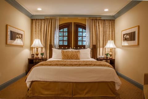 Best Western Plus Sunset Plaza Hotel, Room