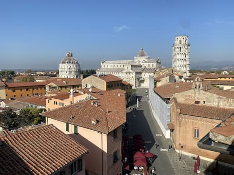 Grand Hotel Duomo, Exterior