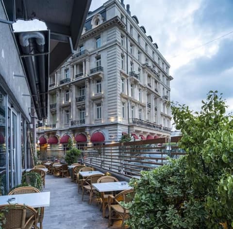 The Marmara Pera, Restaurant