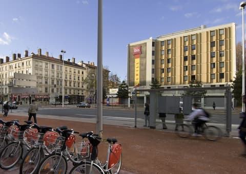 ibis Lyon Gare la Part Dieu, Bicycling