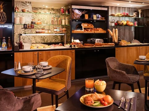 Hôtel Mercure Lyon Centre Plaza République, Breakfast area