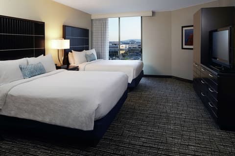 Embassy Suites by Hilton Los Angeles International Airport North, Room