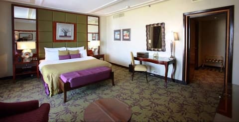 King Fahd Palace, Room