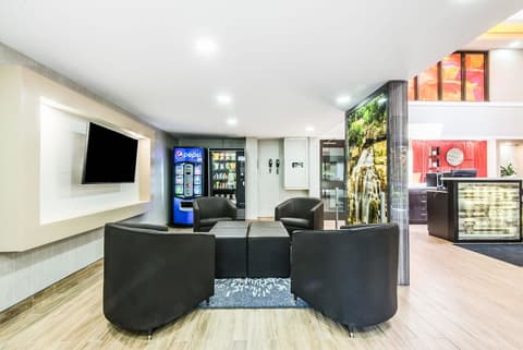 Comfort Inn Owen Sound, Lobby