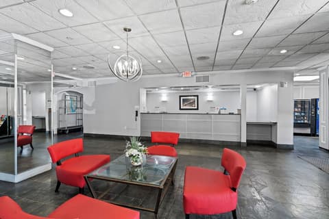 Executive Inn - Fort Lee, Reception