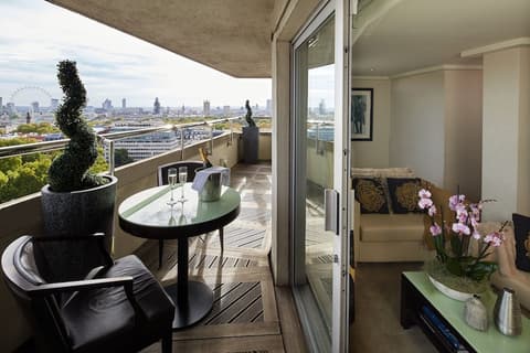 The Cavendish London, Room