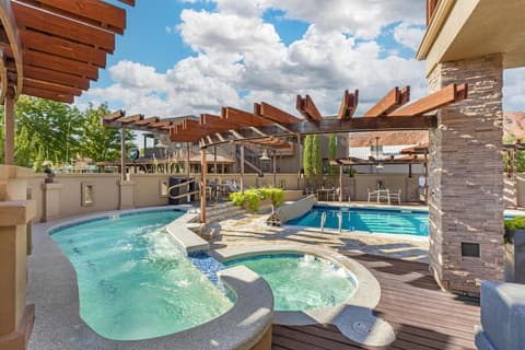 Best Western Plus Canyonlands Inn, Outdoor pool