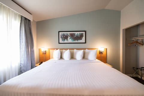 Alexis Park All Suite Resort, Room