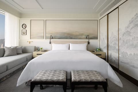 Island Shangri-La, Hong Kong, Room