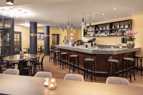 Hotel Victoria, Bar (on property)