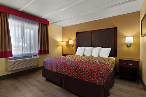 Kings House Motor Hotel, Room