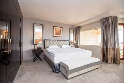 Transcorp Hilton Abuja, Room