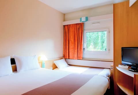 B&B Hotel Grenoble Université 2, Room