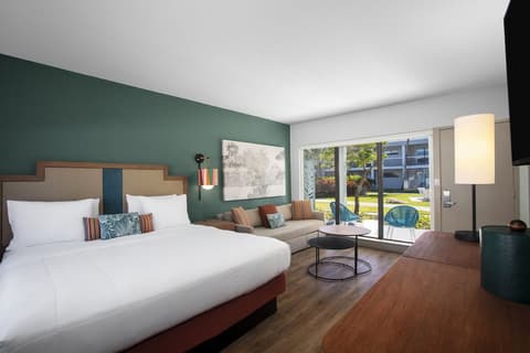 The Beachcomber, Room