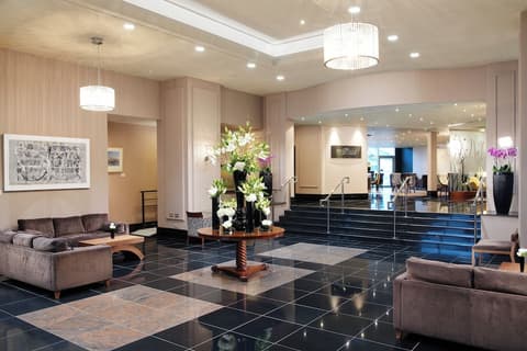 The Chelsea Harbour Hotel and Spa, Lobby