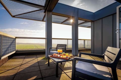 Ramada by Wyndham Amsterdam Airport Schiphol, Room