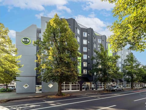 B&B Hotel Düsseldorf-Hbf, Exterior
