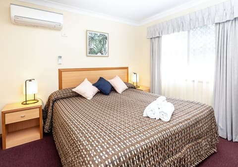 Riviera on Ruthven Motel, Room