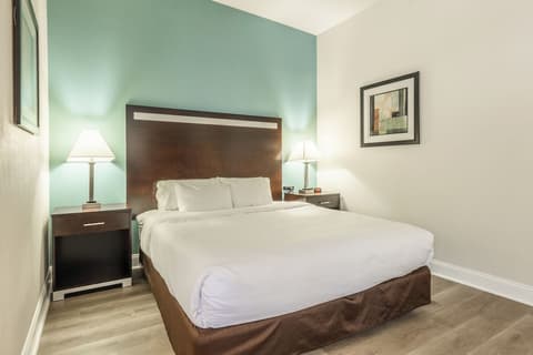 Quality Inn Near Mammoth Mountain Ski Resort, Room