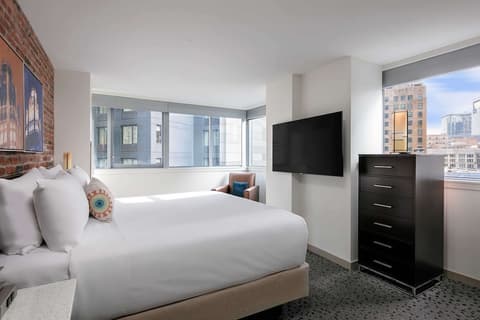 The Royal Sonesta Chicago Downtown, Room