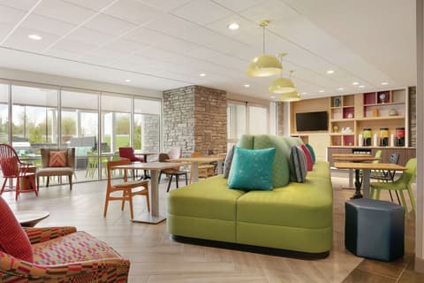 Home2 Suites by Hilton Williamsville Buffalo Airport, Lobby