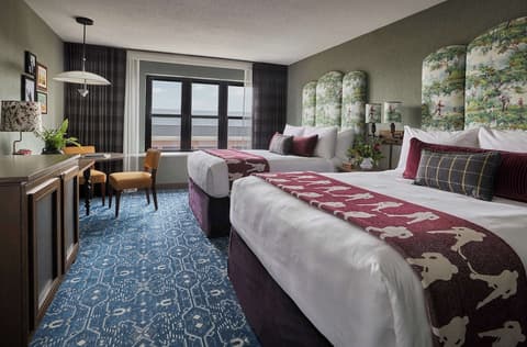 Graduate by Hilton Minneapolis, Room