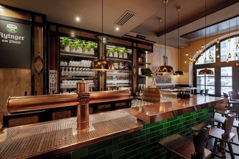 Platzl Hotel, Restaurant