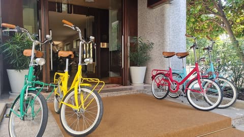 Garden Hotel Michelangelo, Bicycling